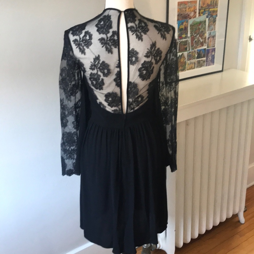 Giorgio Armani Lace Tier Dress - Picture 6 of 11